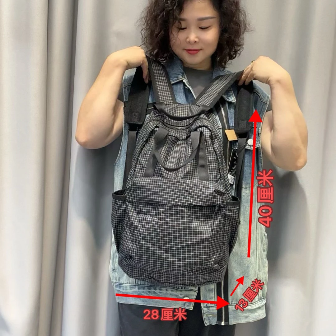 通用格子黑色双肩包学生双肩背大号格纹棋盘格