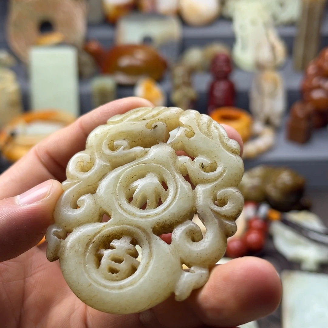 和田玉未镶嵌挂件