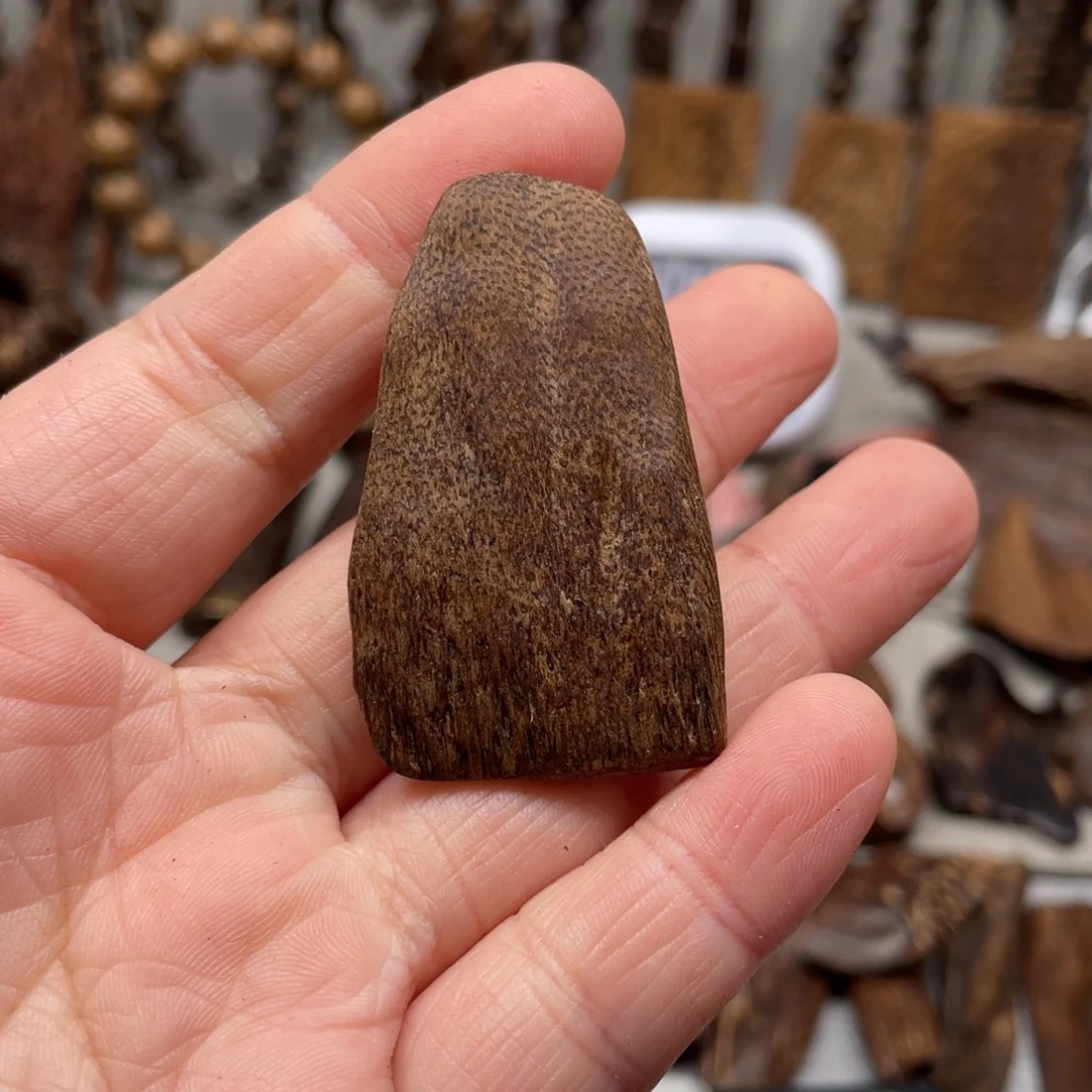 沉香沉香碎屑越南顺化土沉九九沉5.55+