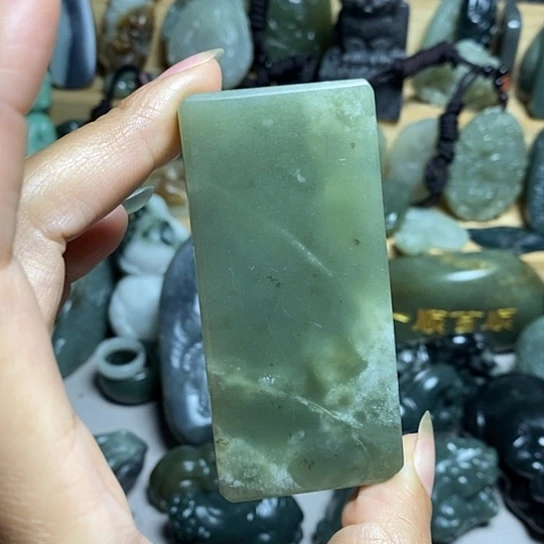 未镶嵌和田玉（糖玉）珠宝半成品