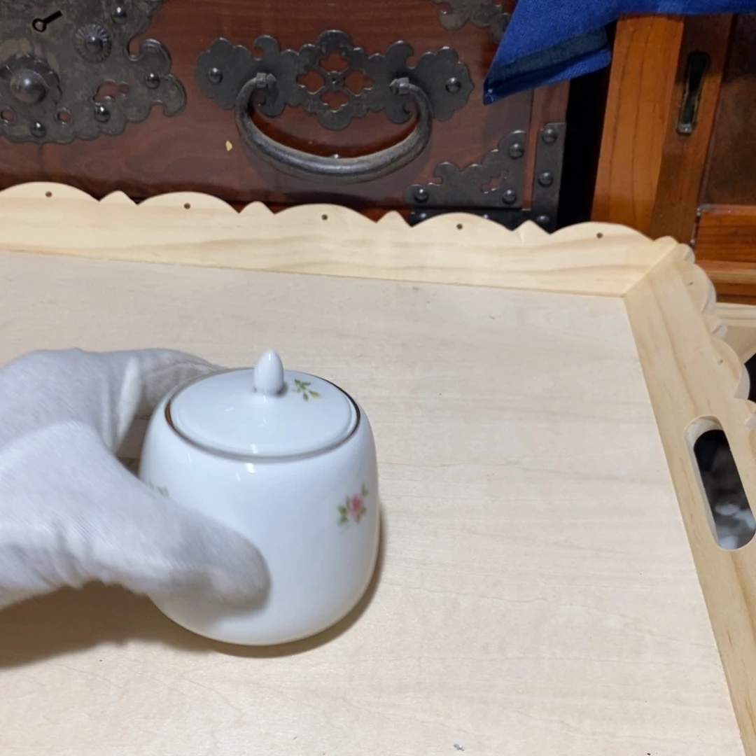 瓷器哈哈哈哈哈哈哈