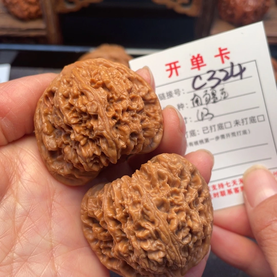 桃核把件文玩核桃