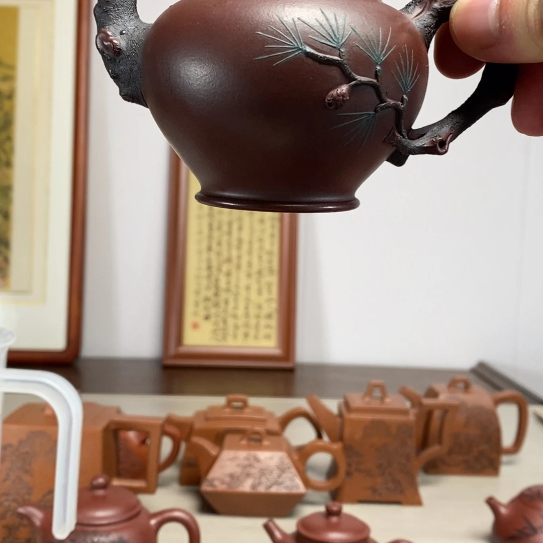 紫砂茶壶原矿泥料传统工艺制作