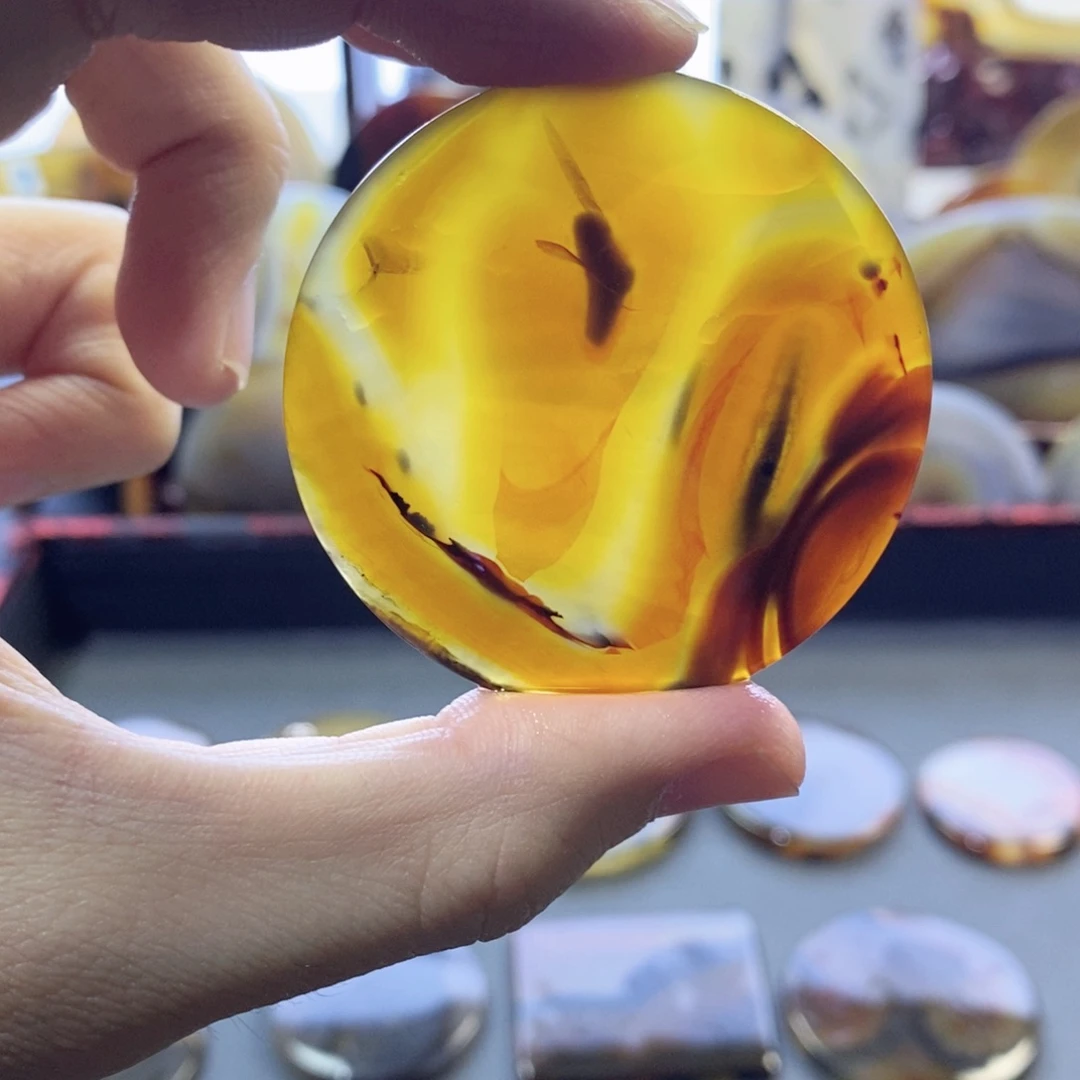 玛瑙/玉髓颈饰未镶嵌