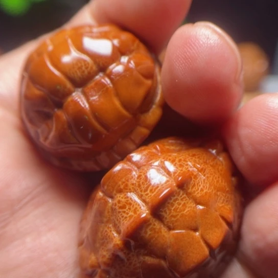 橄榄核手串/手链龙脊富甲手球一对31左右