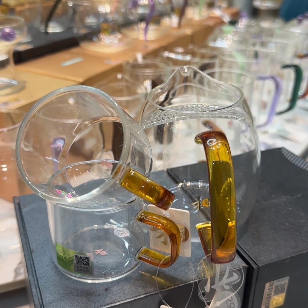 志***辉禾器泰然月牙款➕清禾一对琥珀色