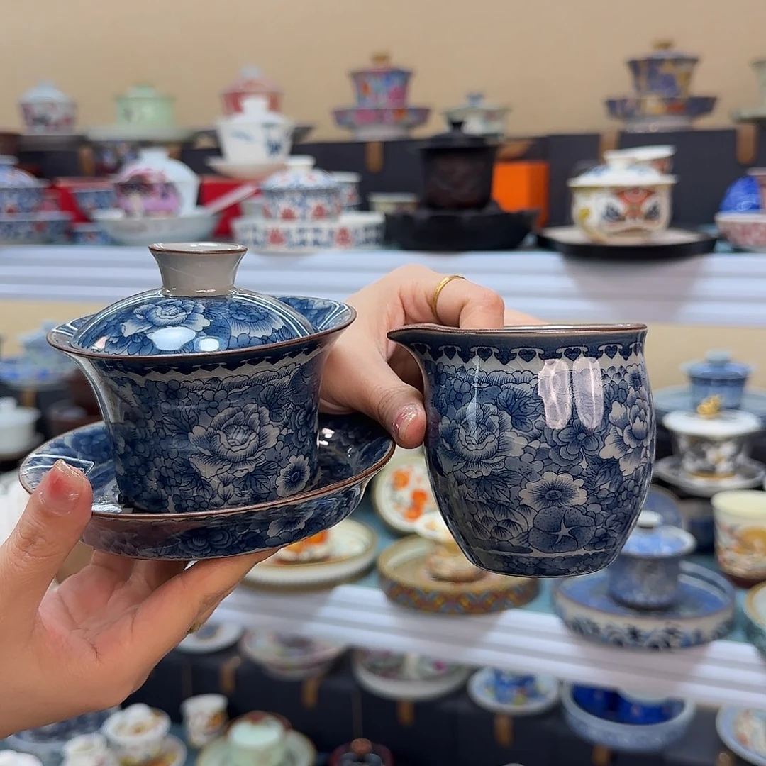我们都在等你呢啊哈哈