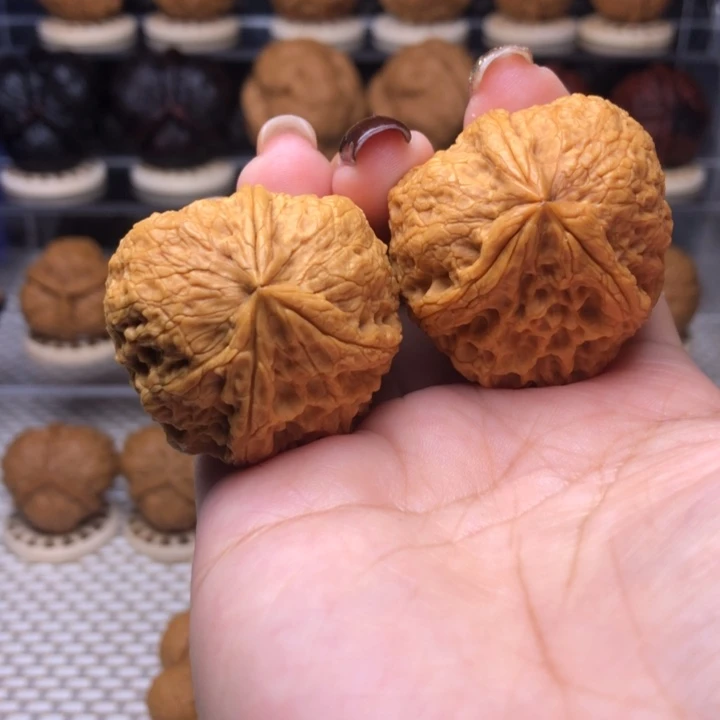 文玩核桃把件65号高山流水佛肚36尺