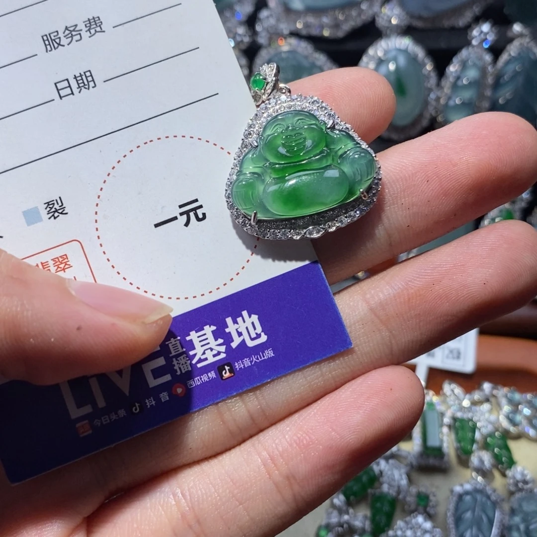 .***g颈饰银S925镶嵌翡翠翡翠两单