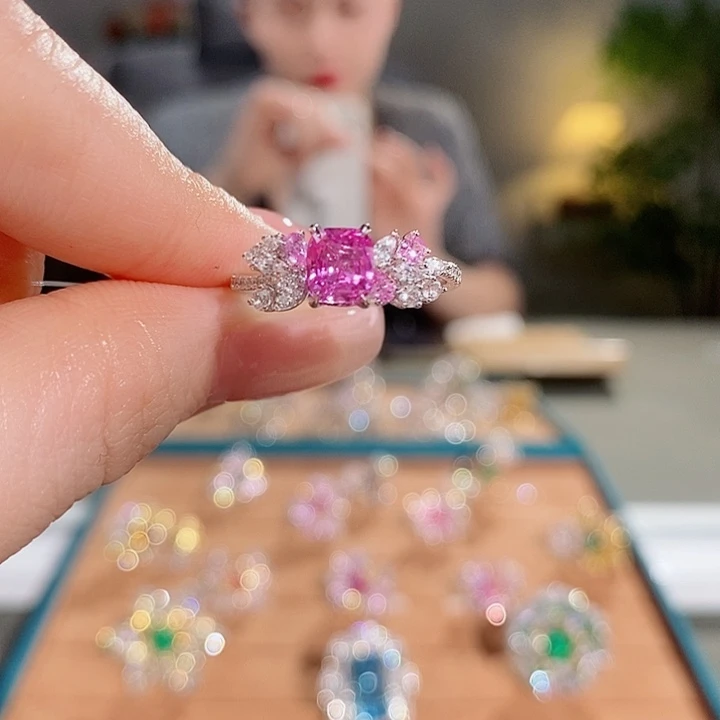 彩色蓝宝石18K金镶嵌戒指1.059ct无烧帕帕拉恰吉尔徳