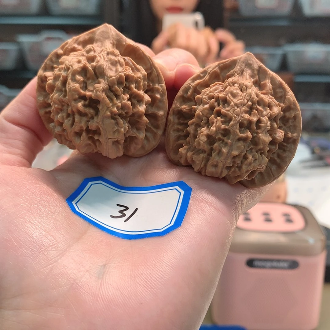 【闪购商品】文玩核桃吊坠官帽 43尺