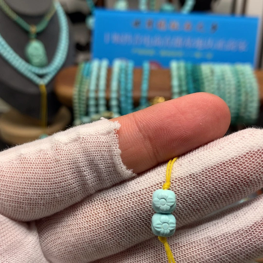 绿松石未镶嵌绿松石