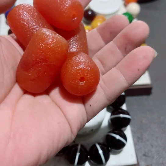 蜜蜡枣型吊坠橘皮色