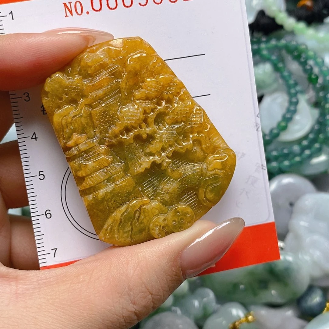 吊坠(不含链)未镶嵌翡翠