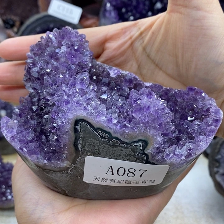 水晶大型摆件（非配饰）未镶嵌已**少