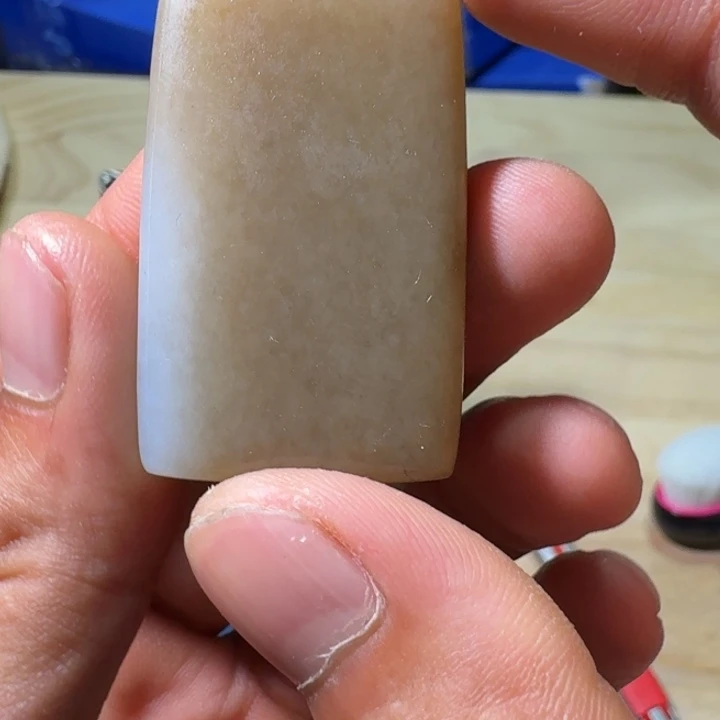未镶嵌和田玉（糖玉）挂件