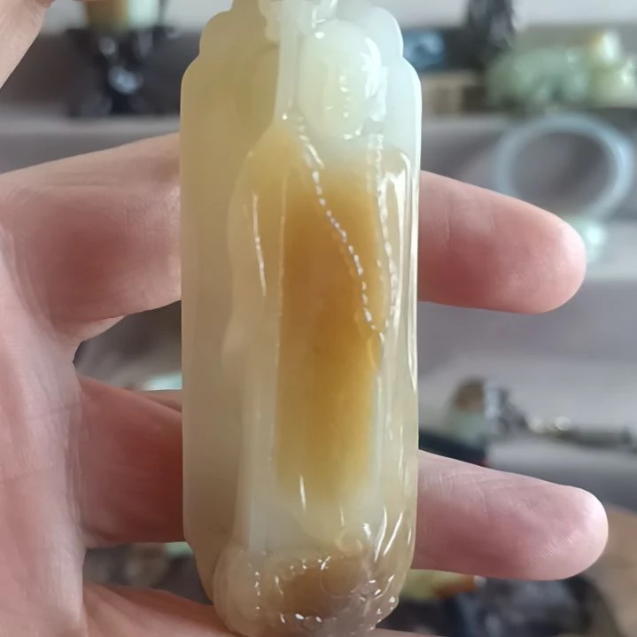 和田玉（糖玉）未镶嵌颈饰