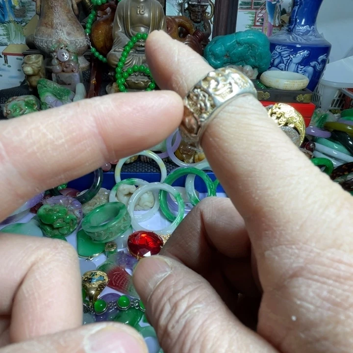 吊坠滴血莲花菩提