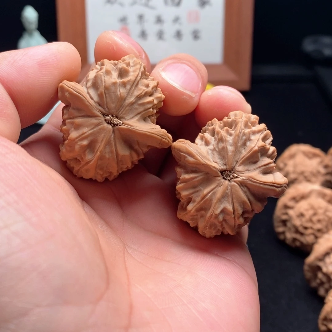 文玩核桃吊坠马老四37体验对