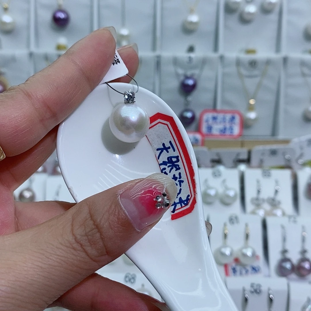 淡水珍珠银S925镶嵌吊坠(赠链)