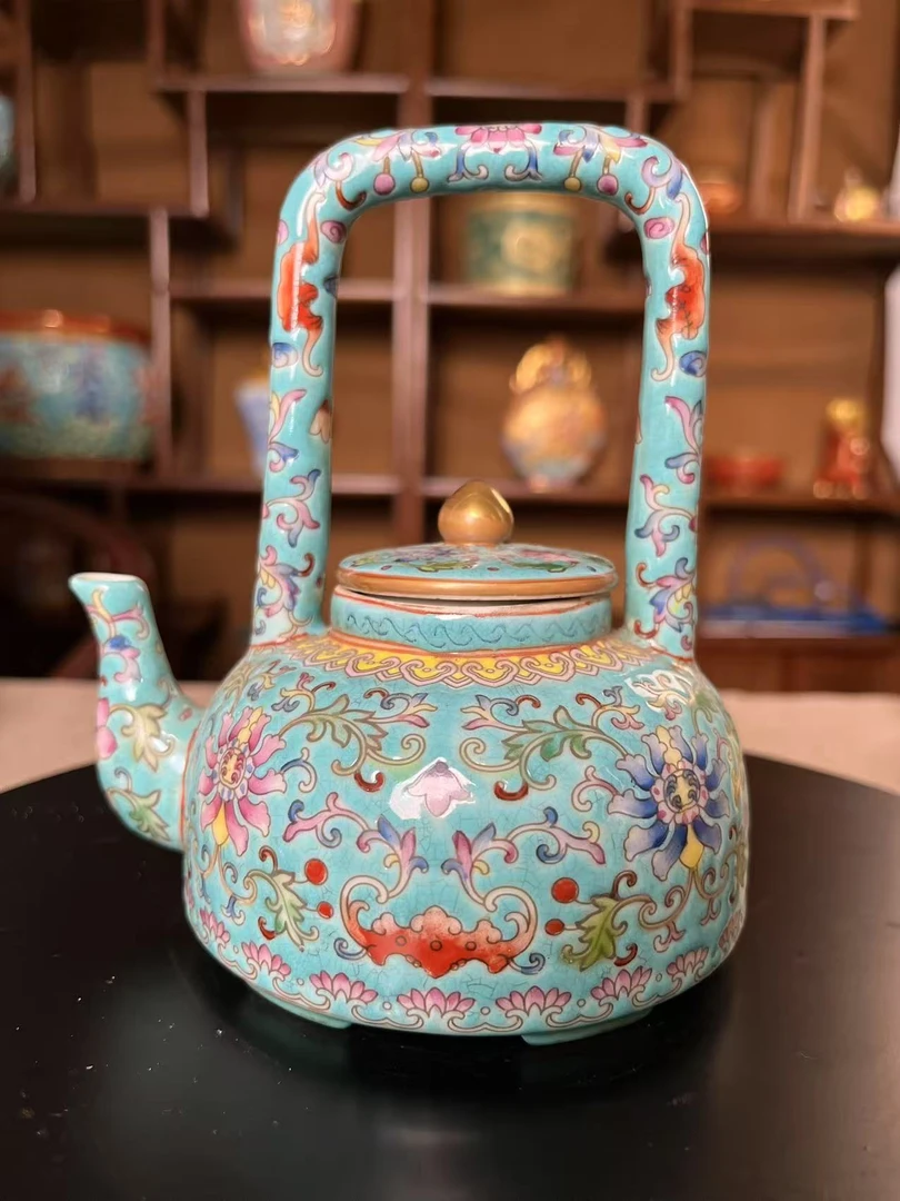 景德镇蓝地描金珐琅彩提粱壶