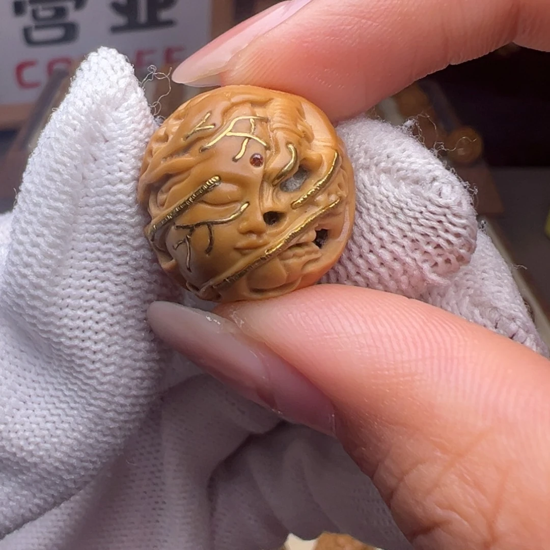 把件猴头核桃镶嵌款多面恶僧全品有正常封口线