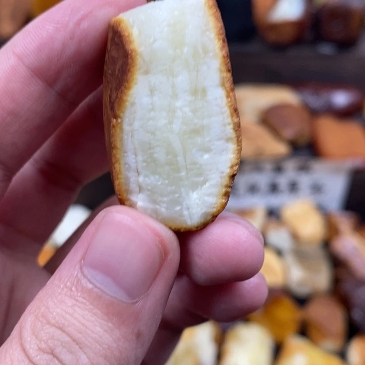 *****定制琥珀未镶嵌蜜蜡