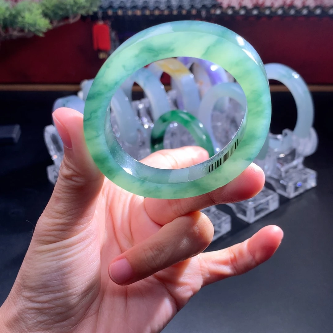 定制翡翠手镯未镶嵌