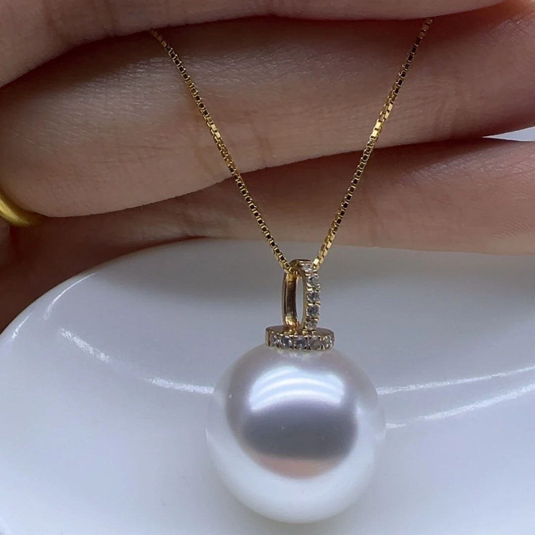 淡水珍珠18K金镶嵌吊坠(赠链)