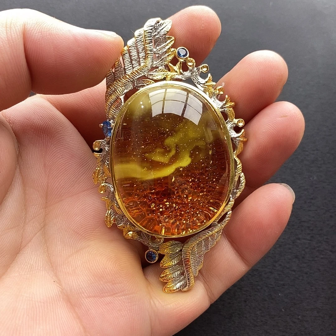 琥珀未镶嵌裸石吊坠