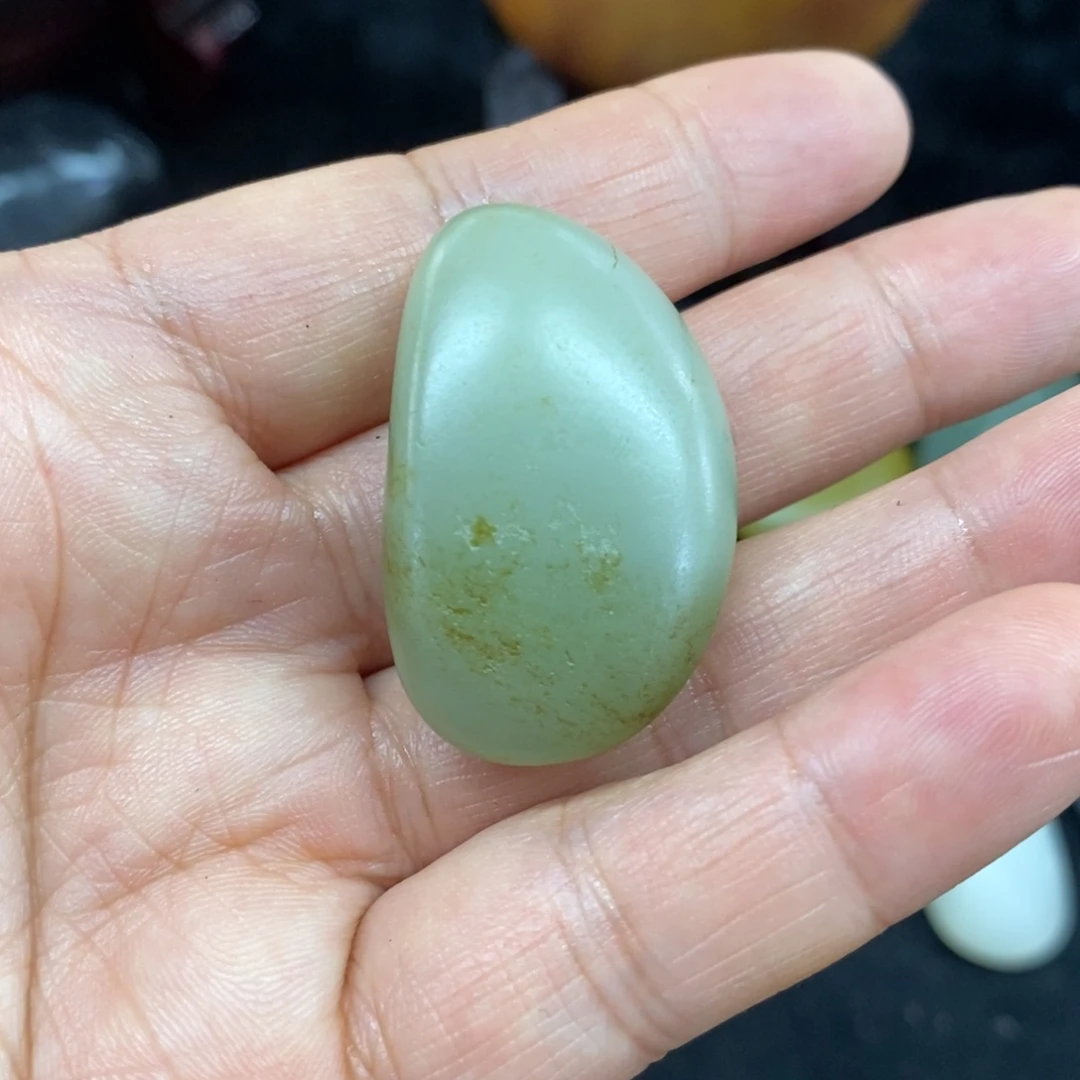 未镶嵌和田玉（糖玉）挂件