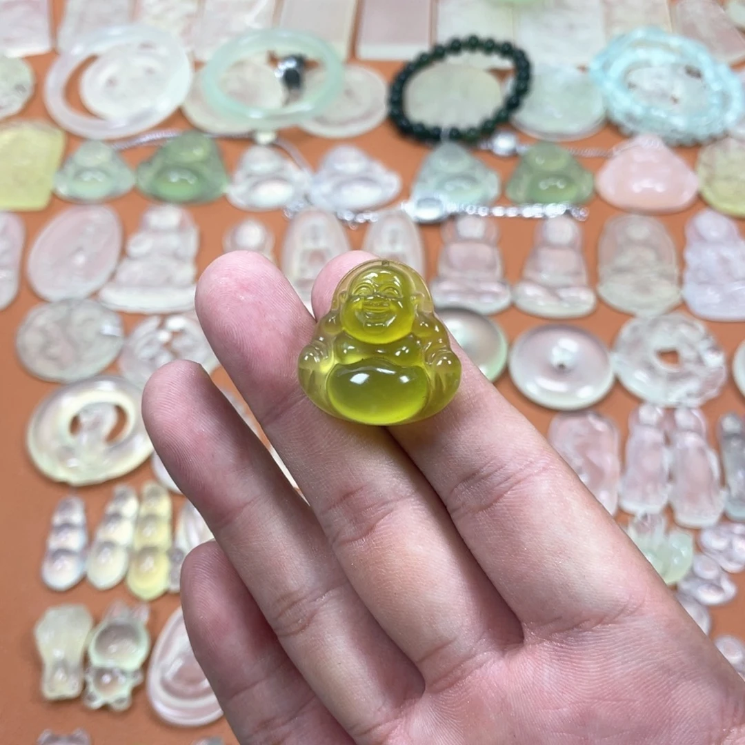 未镶嵌蛇纹石玉颈饰