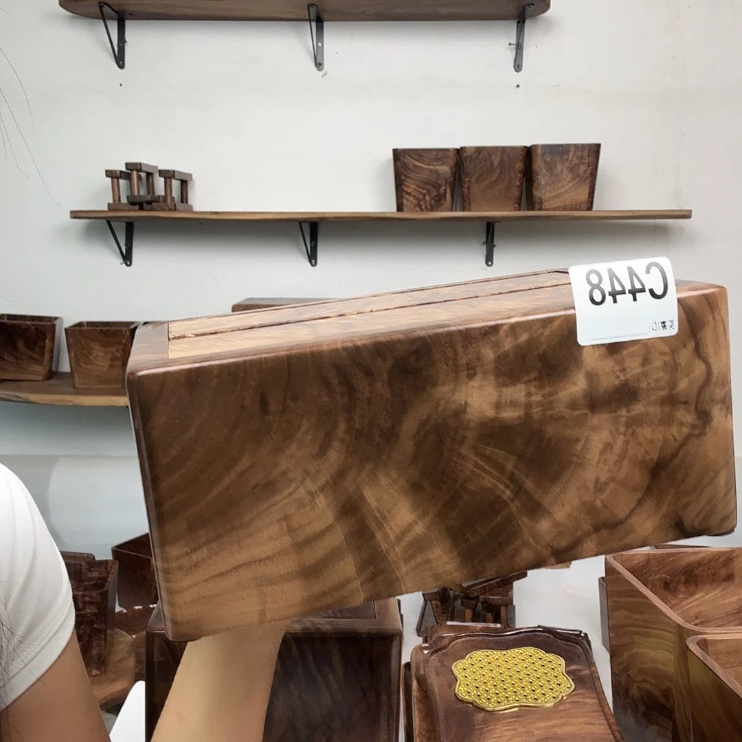 核桃木/黑胡桃（胡桃木）m****e