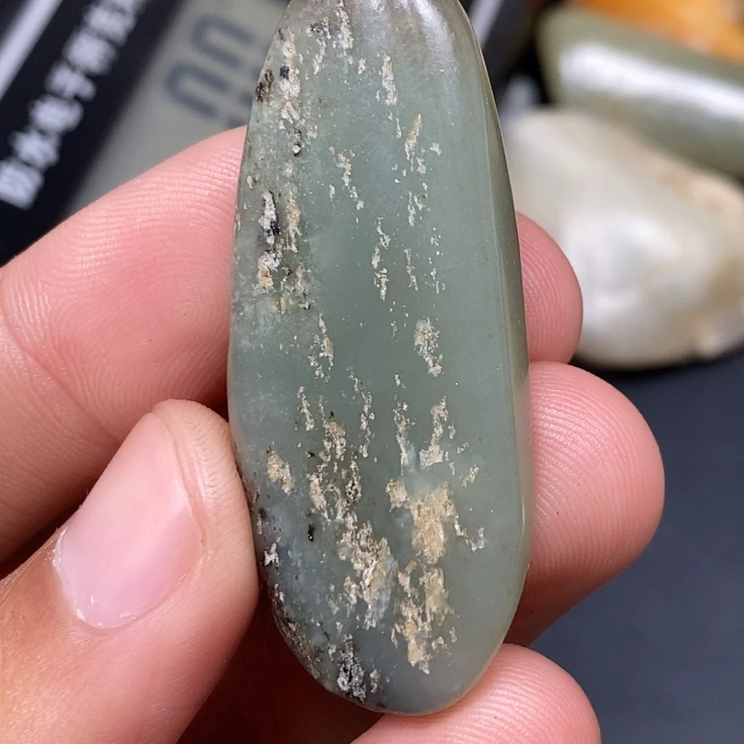 和田玉（糖玉）未镶嵌挂件