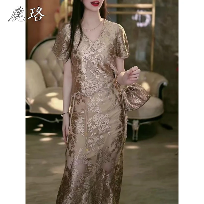 妈妈高级感套装2025新款夏时尚贵夫人气质洋气修身显瘦提花两件套