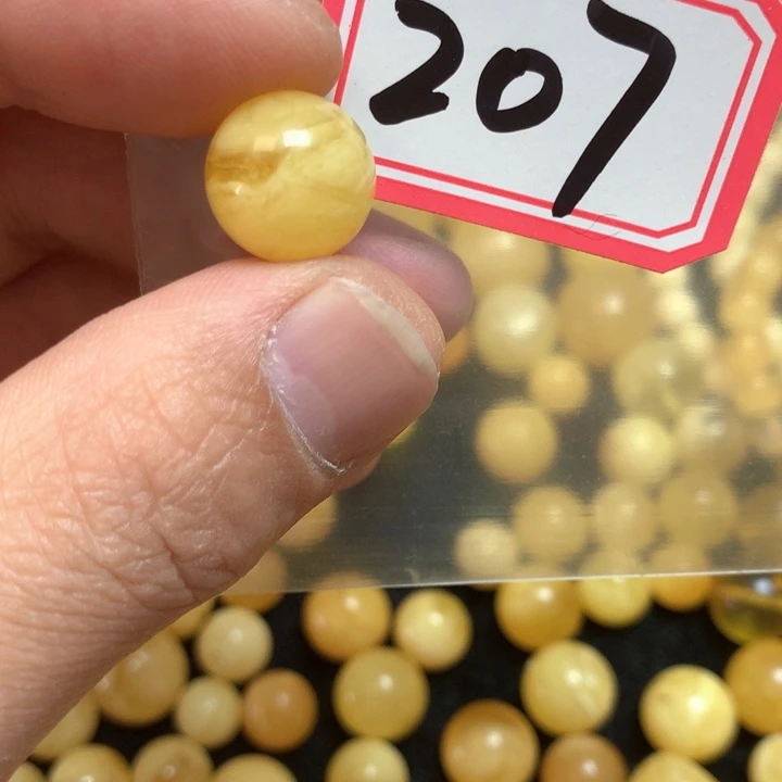 琥珀未镶嵌珠宝奇石13.1