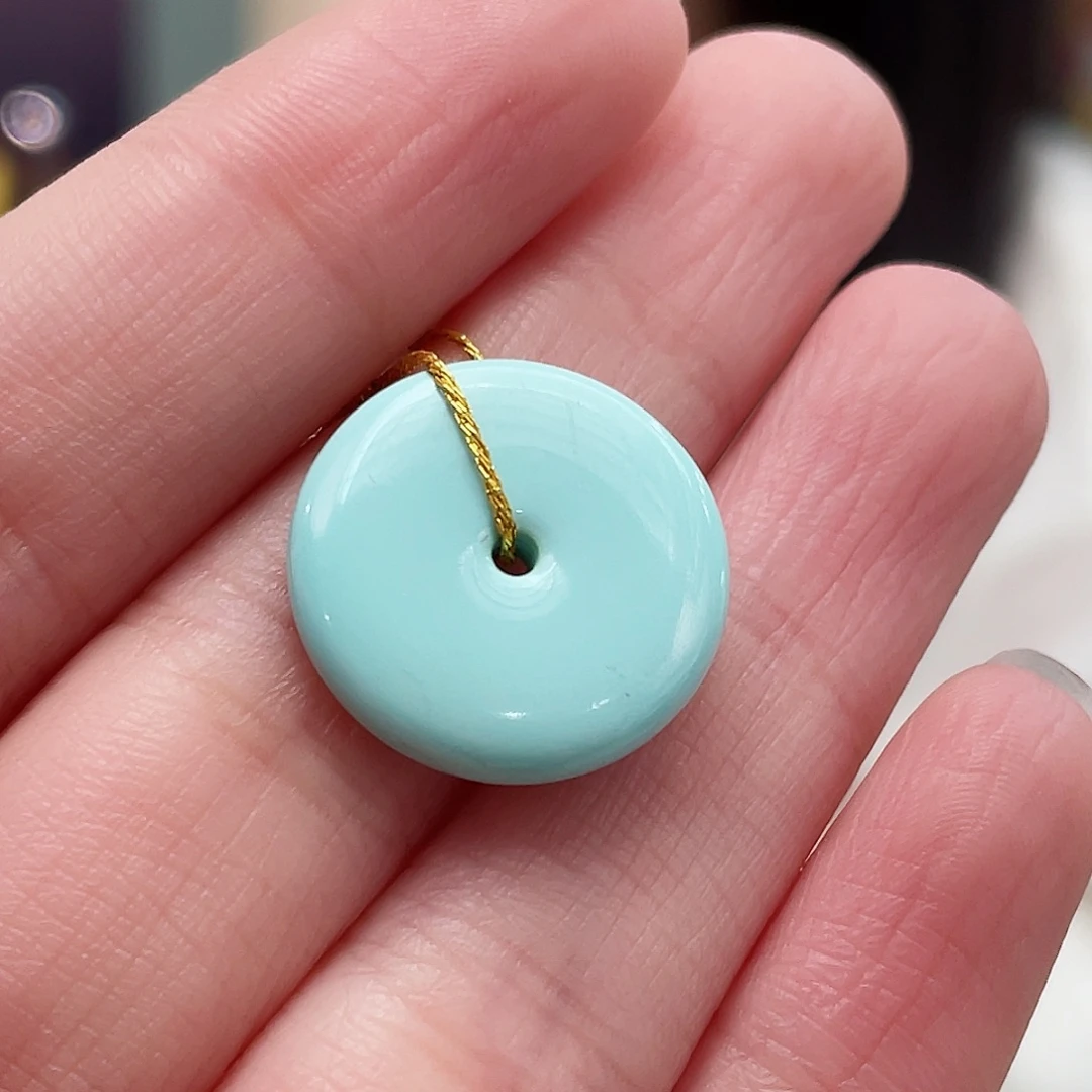 绿松石颈饰未镶嵌