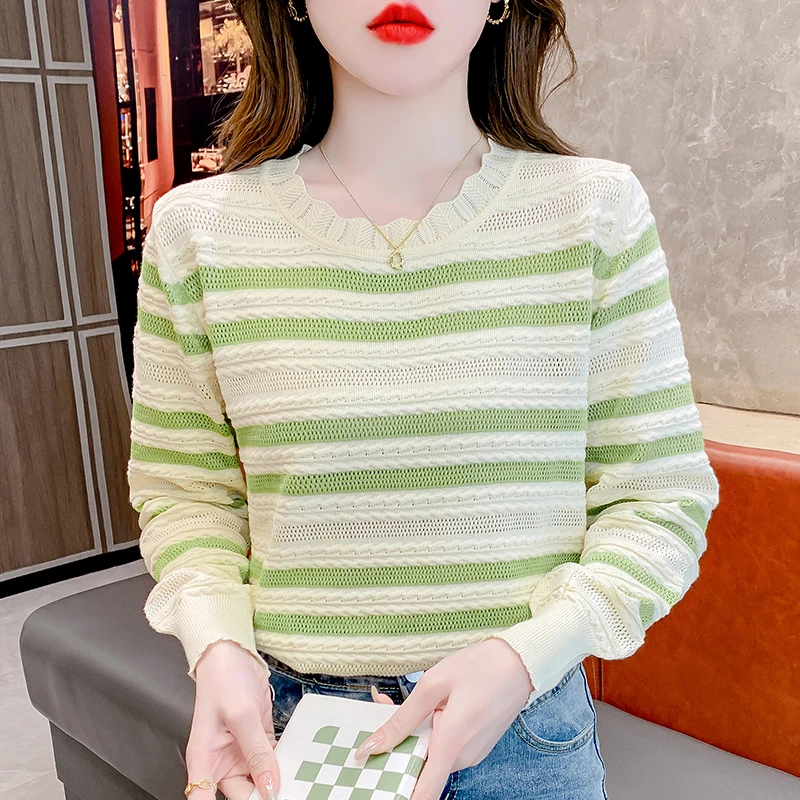 韩版绿色条纹针织衫女2025秋季新款宽松显瘦百搭内搭打底衫上衣潮