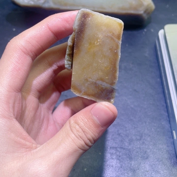 和田玉（糖玉）未镶嵌珠宝半成品