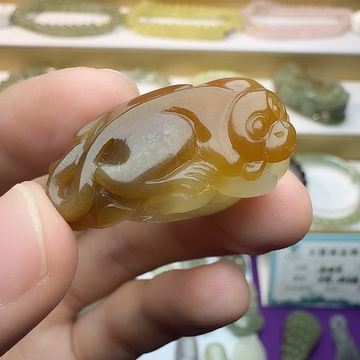 和田玉（糖玉）未镶嵌颈饰