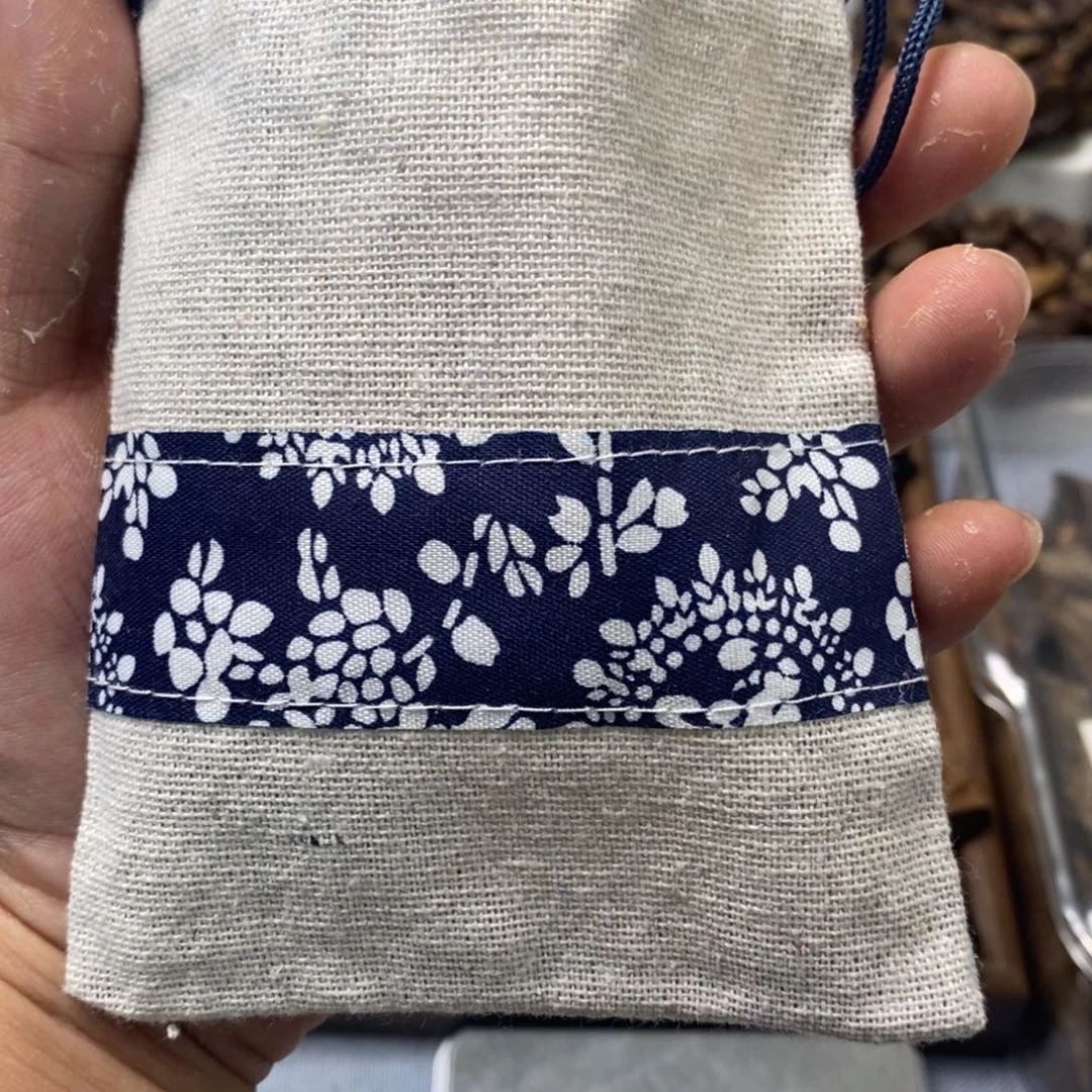 沉香碎屑沉香香包