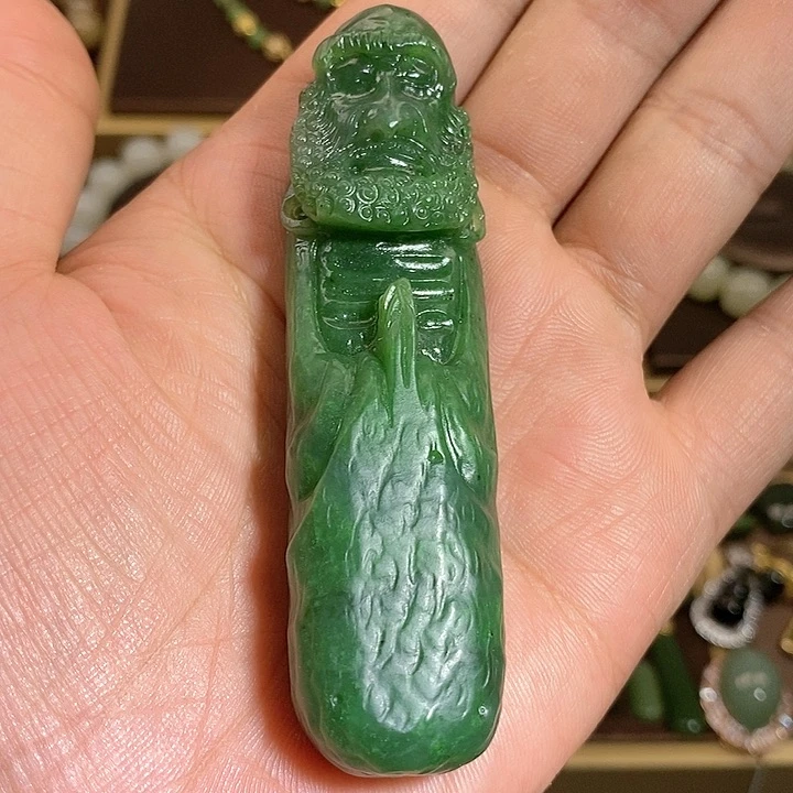 【闪购商品】吊坠(不含链)未镶嵌和田玉（碧玉）