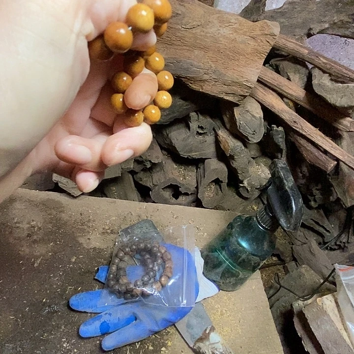 啊***布贡木把件我是不是应该在一起