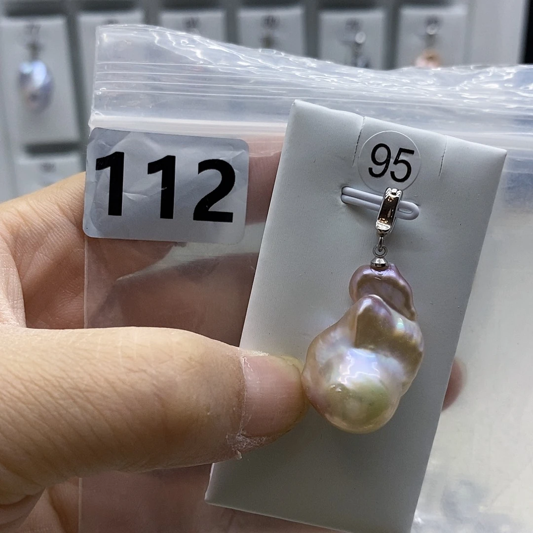 合金耳饰淡水珍珠