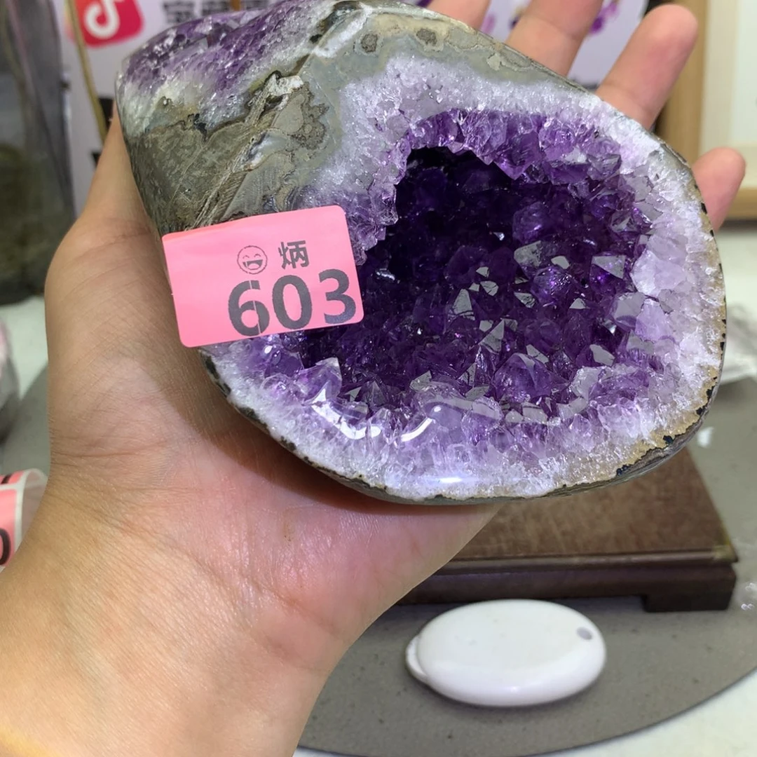 未镶嵌大型摆件（非配饰）水晶