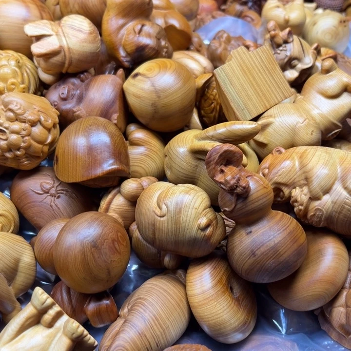 柏木（崖柏）太行崖柏手把件