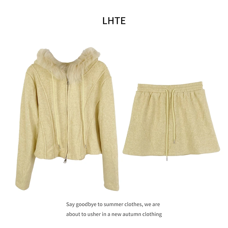 青青大码女装休闲风连帽毛毛领拉链外套女秋冬短裙套装T3311