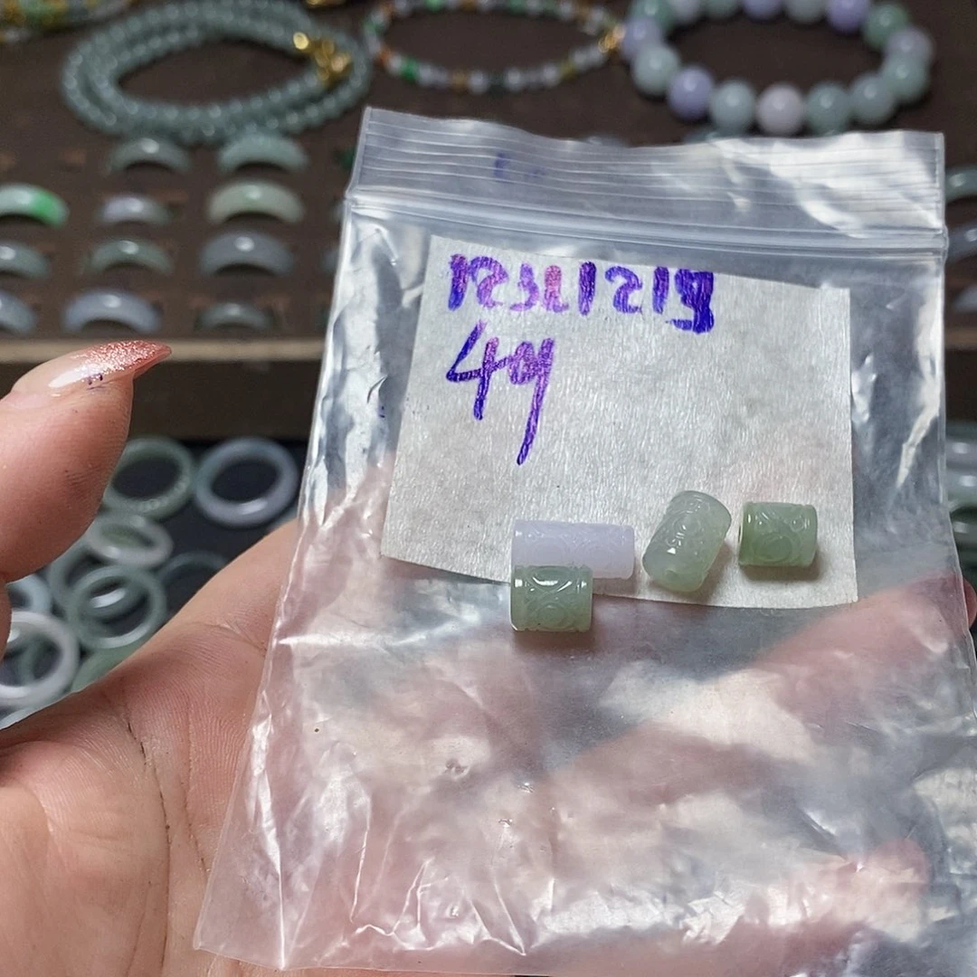 未镶嵌定制翡翠我