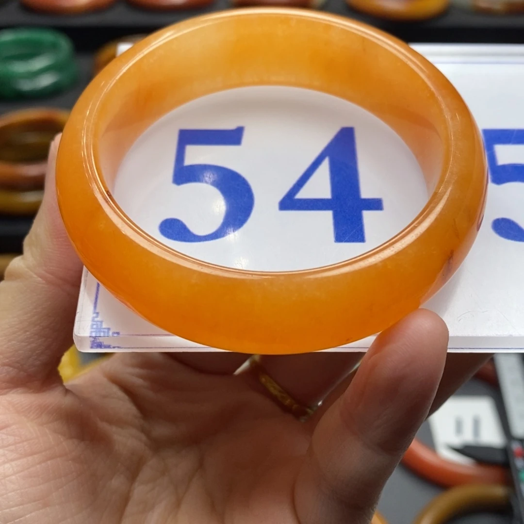 石英质玉（黄龙玉）手镯微瑕未镶嵌