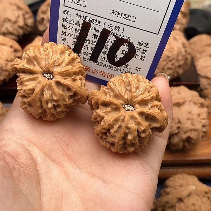 桃核吊坠龙门涧38尺